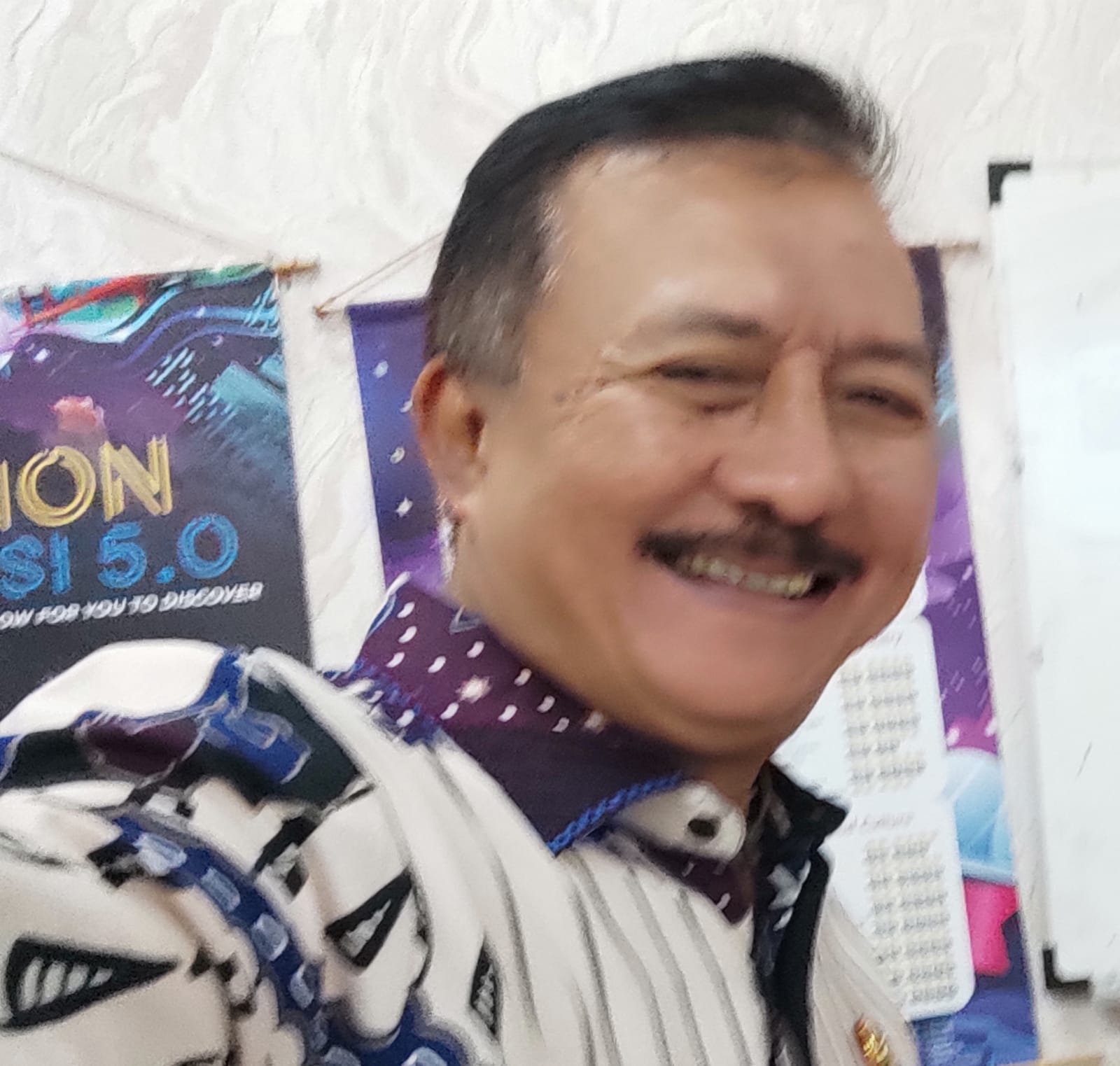 Drs. Deni Boy M.M
