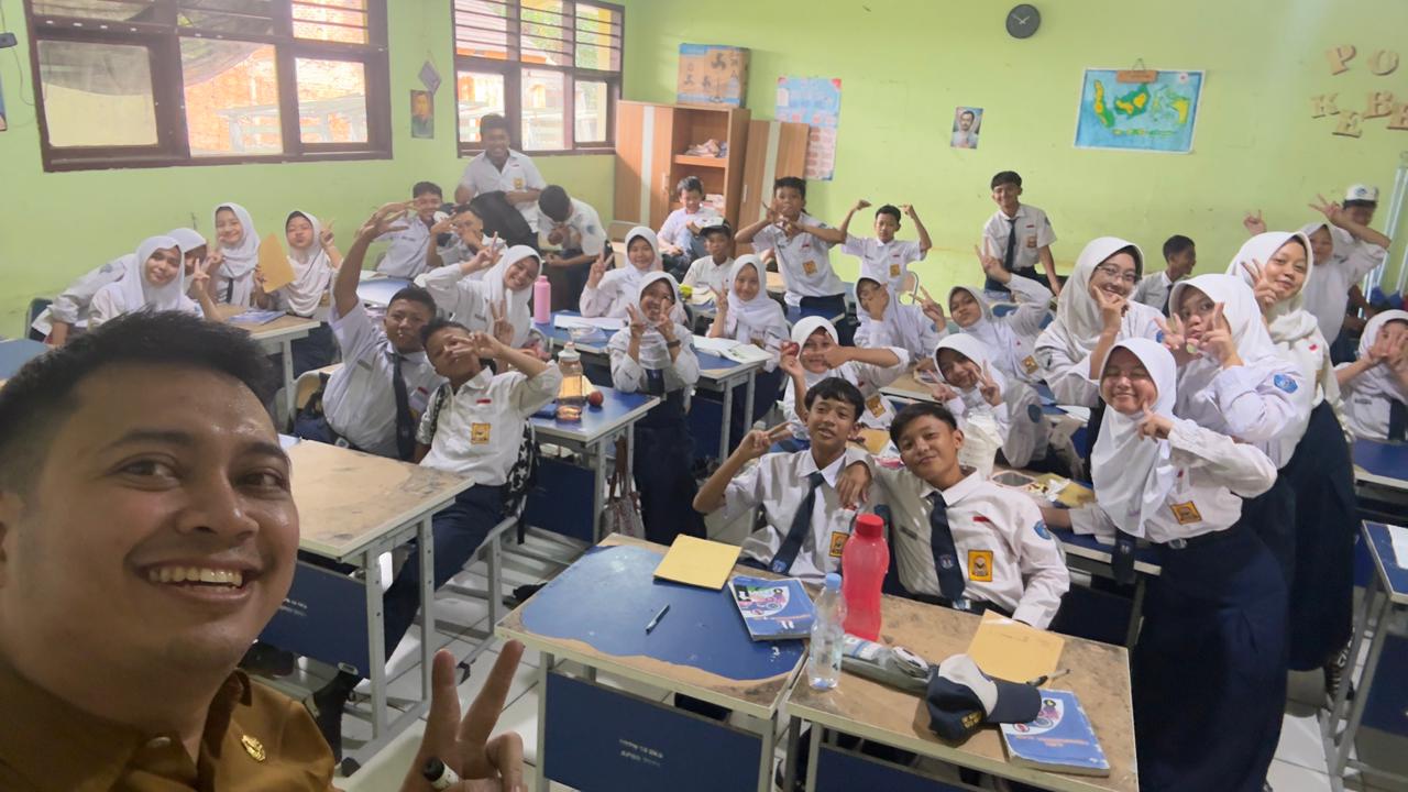 Emir Fakhriza Purba