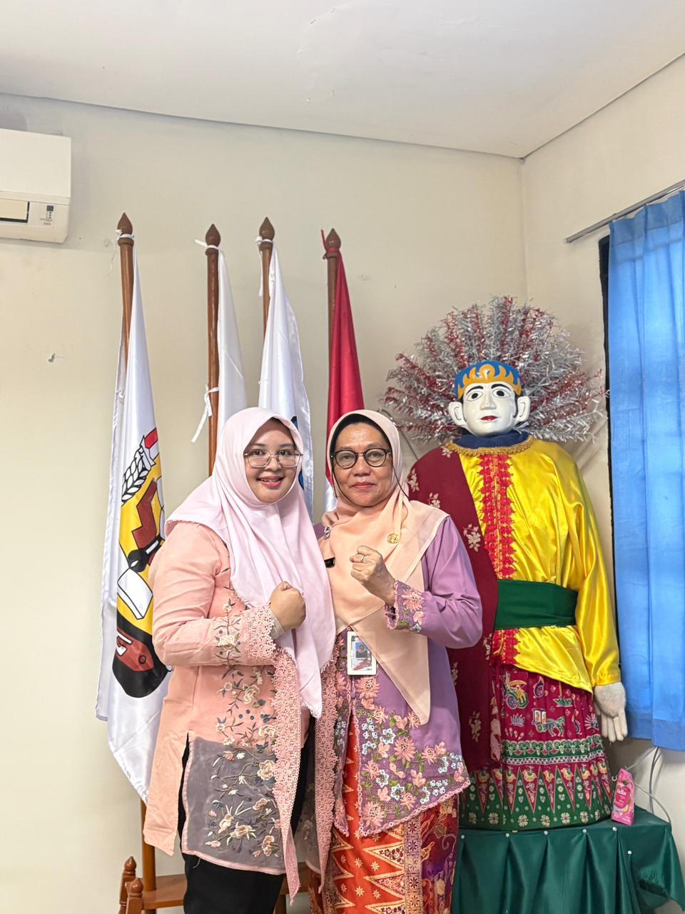 Dra. Tri Lestari M.Pd