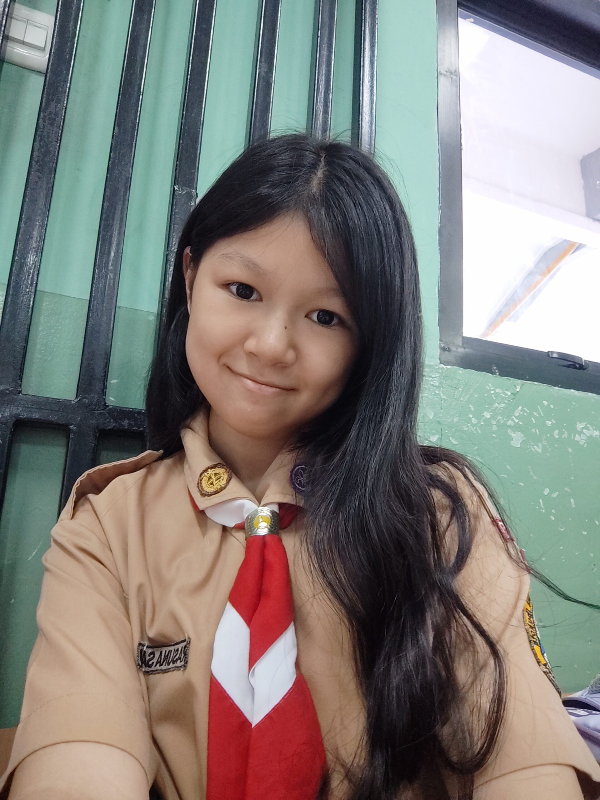 Earlene Aprilia Untung