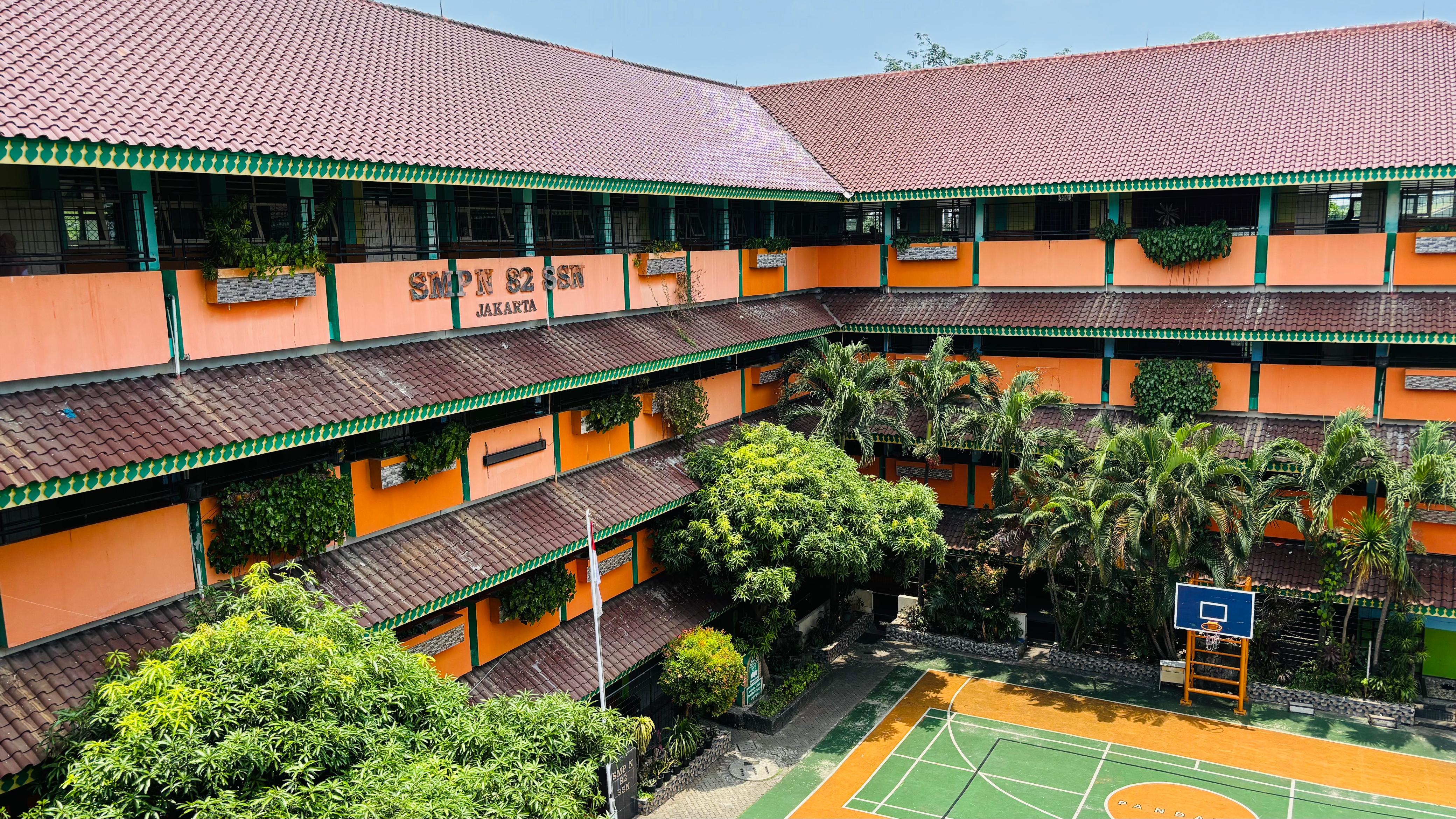 SMP Negeri 82 Jakarta
