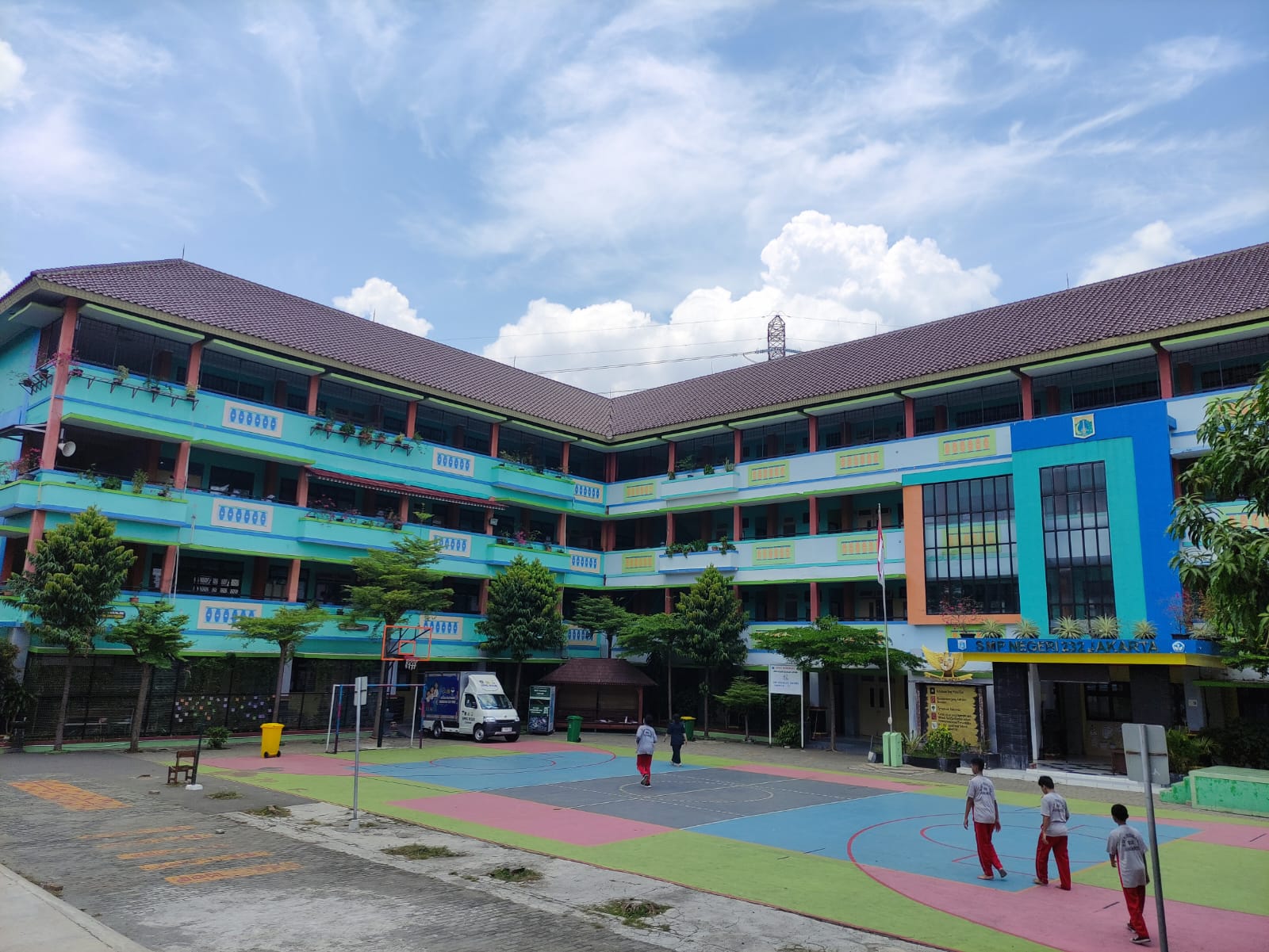SMP Negeri 232 Jakarta